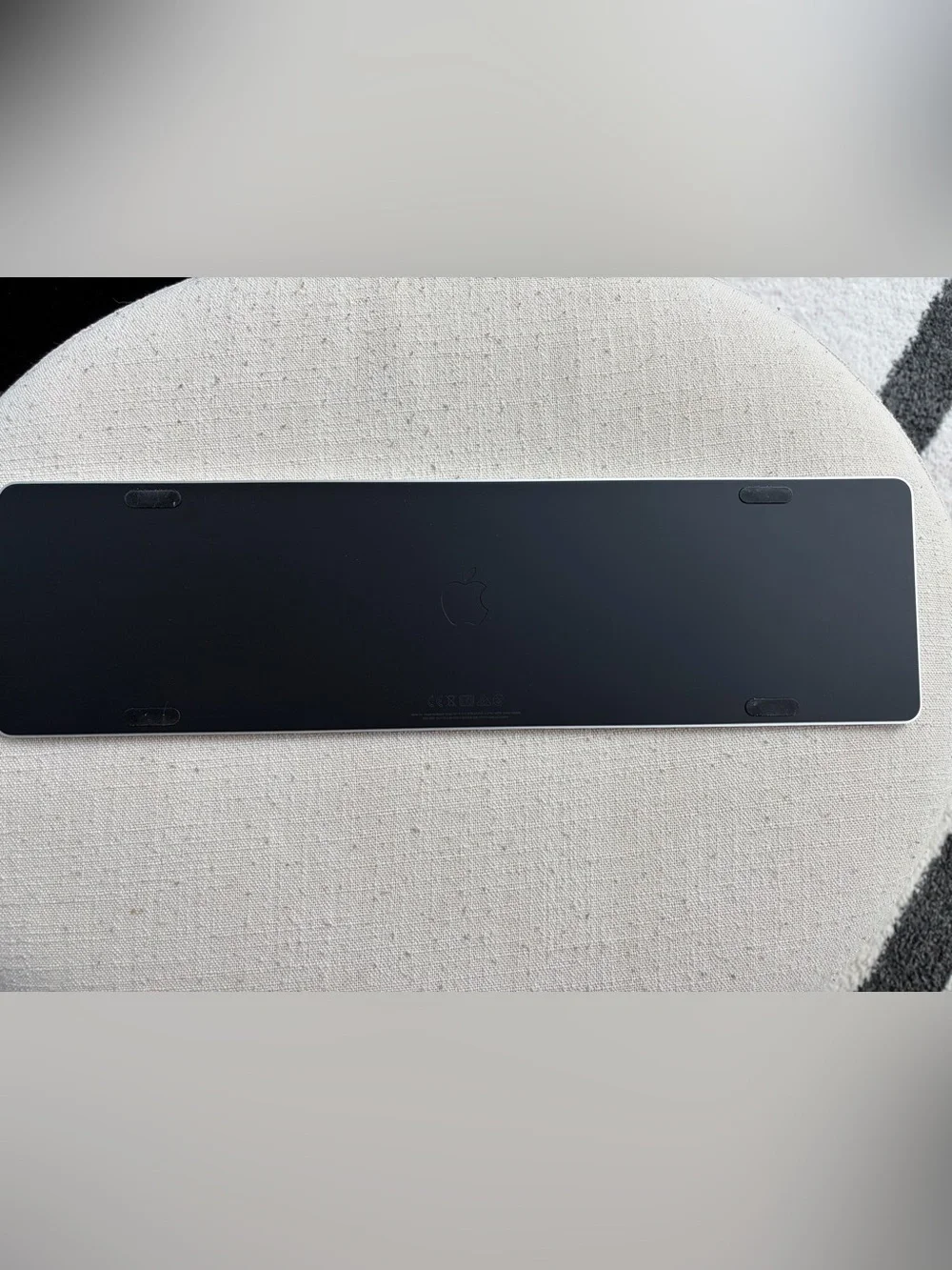 Apple sleek aluminum